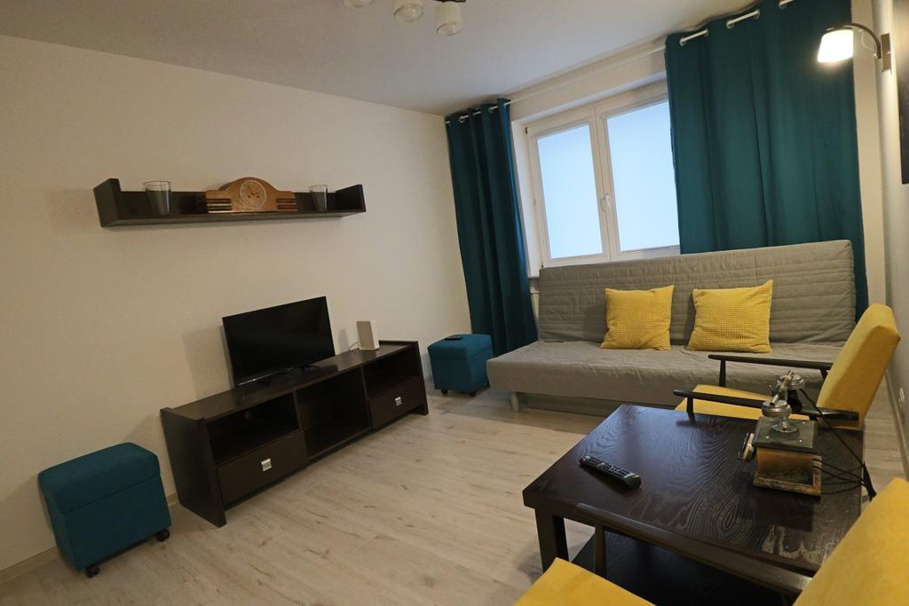 Apartment Mona Warsaw Przy Stacji Metra Esterno foto